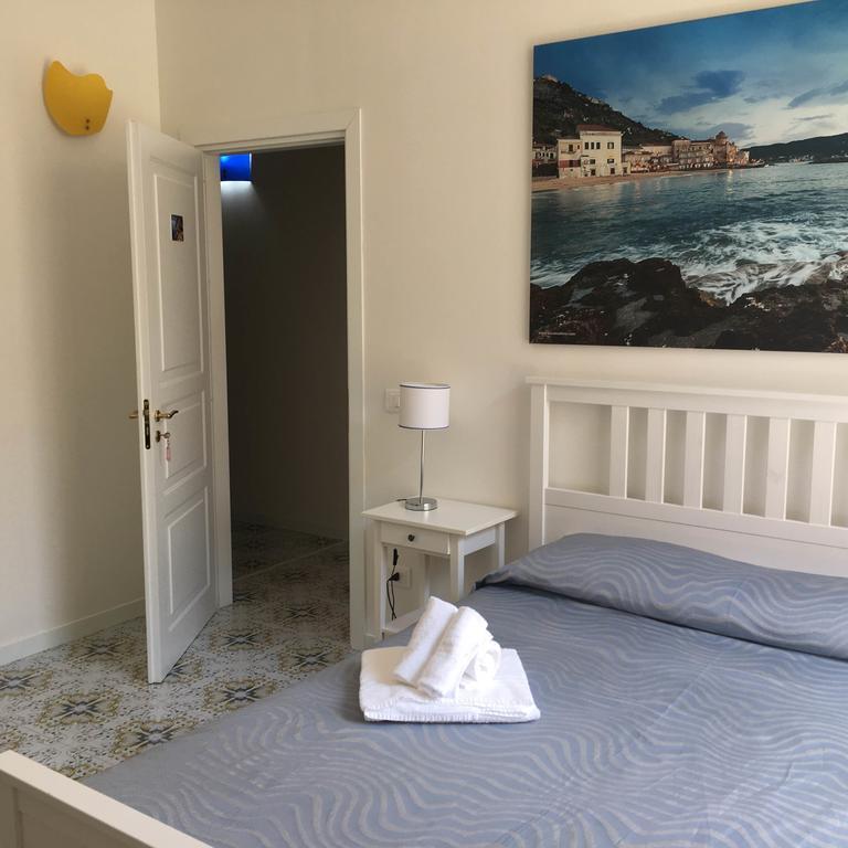 L'Infinito Bed & Breakfast Salerno Ngoại thất bức ảnh