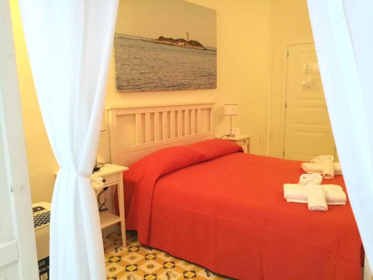 L'Infinito Bed & Breakfast Salerno Ngoại thất bức ảnh
