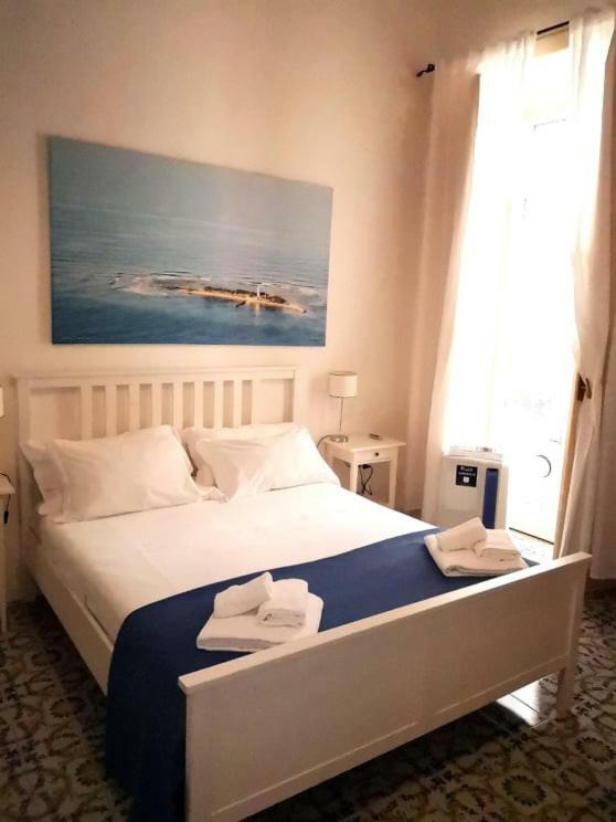L'Infinito Bed & Breakfast Salerno Ngoại thất bức ảnh